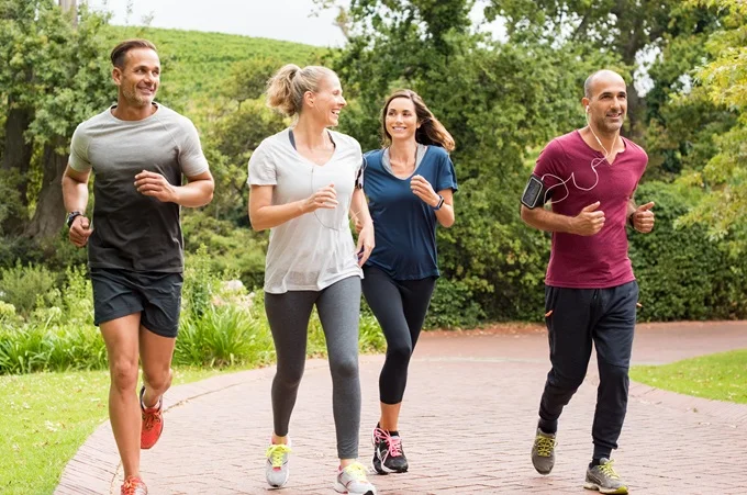 Supplementing with Collagen for joints can maintain joint mobility and flexibility, particularly beneficial for athletes.