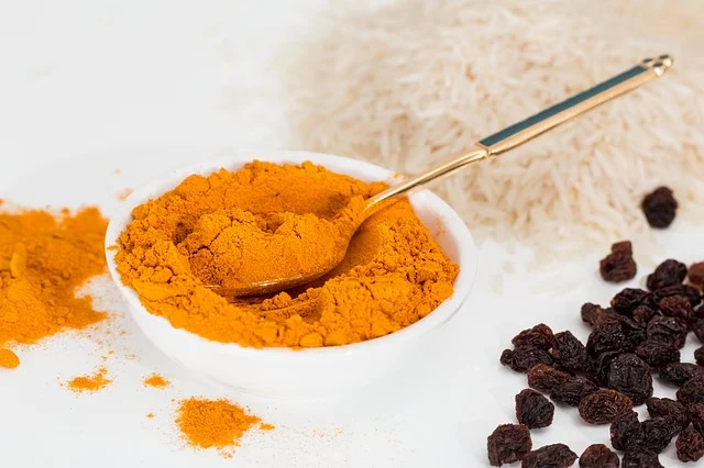 Turmeric is a rhizomatous plant, and a member of the ginger family.