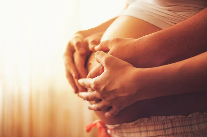 Lifestyle recommendations pre-conception include avoiding alcohol, eating a balanced diet and keeping physically active.