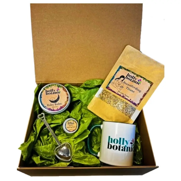 New Mum Gift Set includes breastfeeding tisane, baby balm, nipple balm, mug and infuser. Presented in a cardboard, magnetic-close reusable gift box.